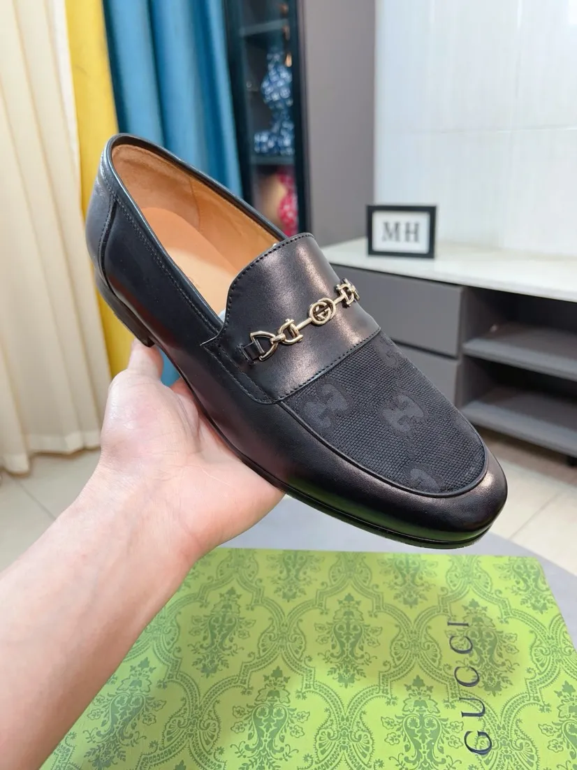 Men's shoes 💰500🌹🌹【GUCCI】The most popular classic Gucci leather shoes. Synchronized with the official website, the upper is made of Italian first-layer cowhide ➕cowhide lining, with unique brand and unique craftsmanship. Highlighting the hot style of the new year. Stop hesitating, stop wandering, get it now. Number: 38--44